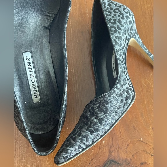 Designer Manalo Blahnik Silver Leopard BR Pump Heels SIZE 37 - Picture 5 of 5